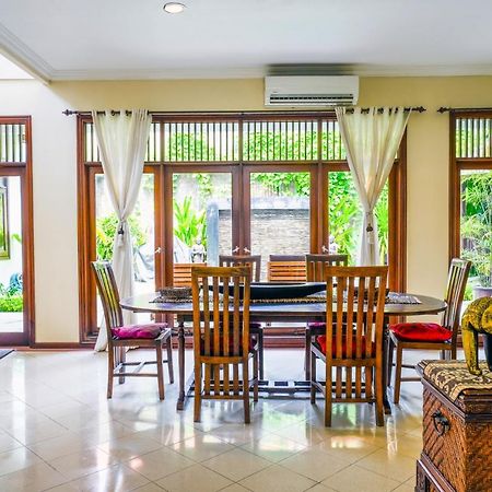 Villa Mica - Kuta - 5 Bedrooms - 5 Bathrooms - Great Location Экстерьер фото